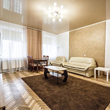 Apartment In A City Center! Krakivska,34 Lviv Buitenkant foto